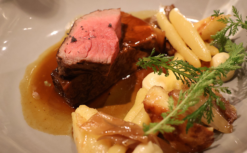 Rindersteak mit Schupfnudeln