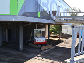 Baggerarbeiten zur Erstellung des Fundaments des Bürozubaus in Leibnitz